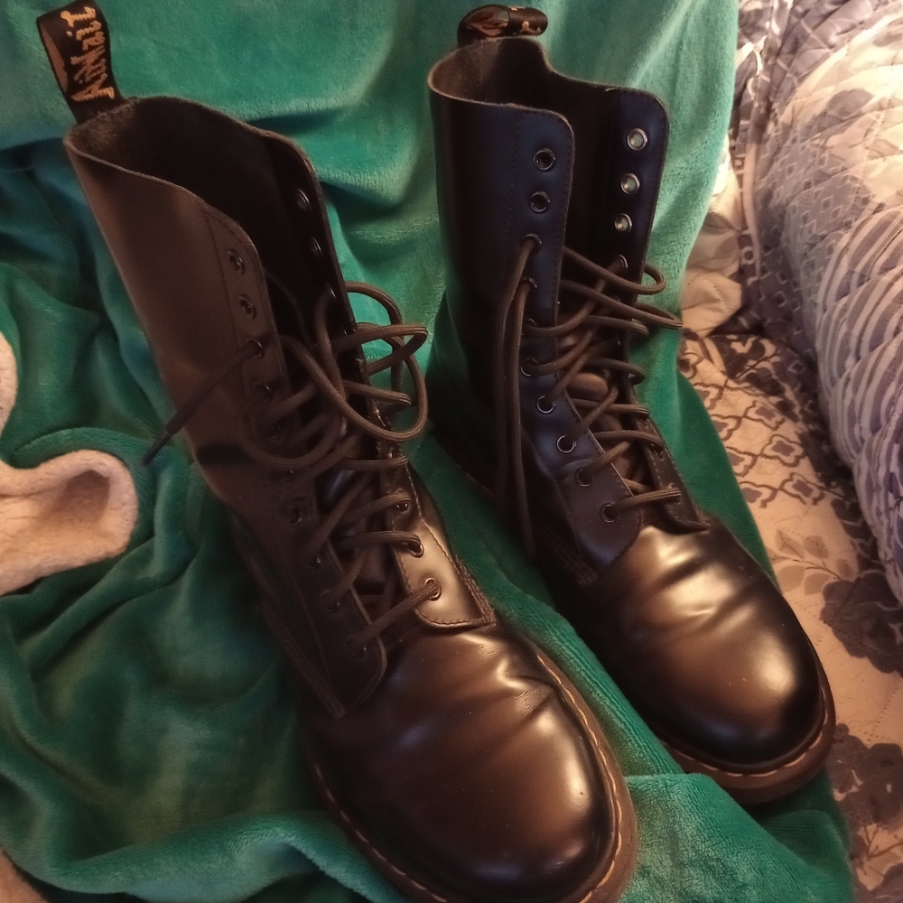 Doc Martens men's size 11
